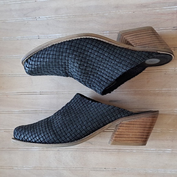 Joie Brand Western Heeled Woven Leather Blk Color Quality Comfortable Clogs Mugs - Picture 7 of 12